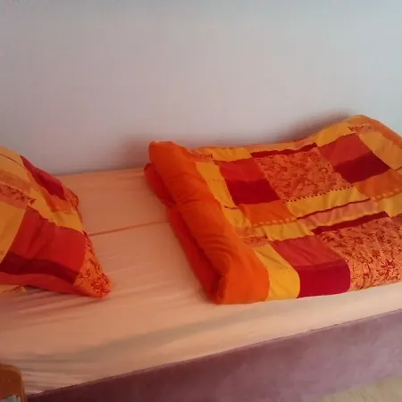 Monteurhotel Garni Alter Olper Hof 林德拉