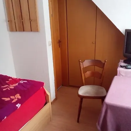 Monteurhotel Garni Alter Olper Hof Hotel