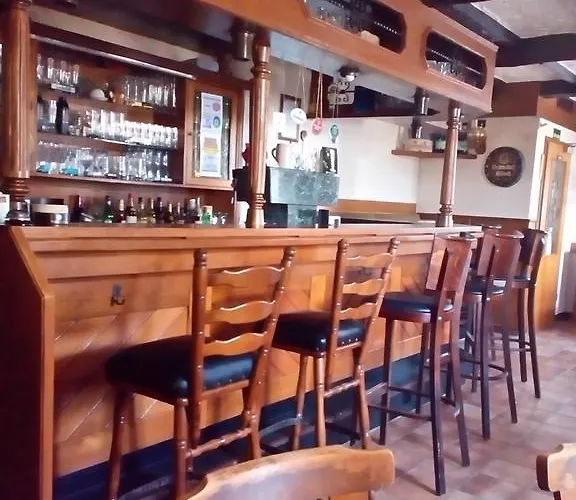 Monteurhotel Garni Alter Olper Hof 호텔 2*