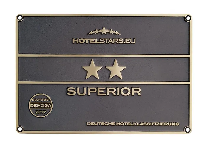 Monteurhotel Garni Alter Olper Hof 2* 린들라
