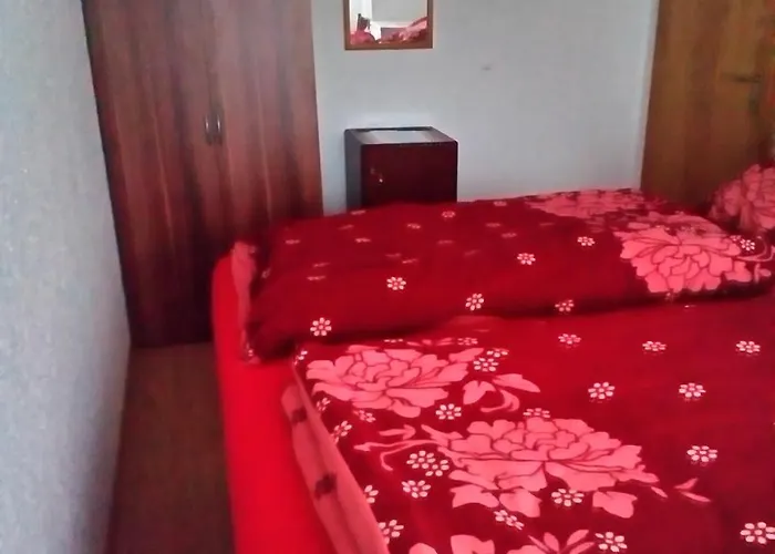 Monteurhotel Garni Alter Olper Hof 호텔 린들라